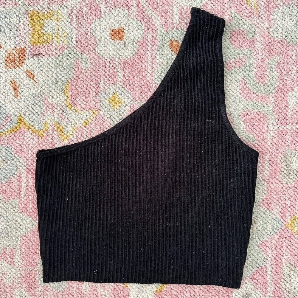 cropped ribbed one shoulder top